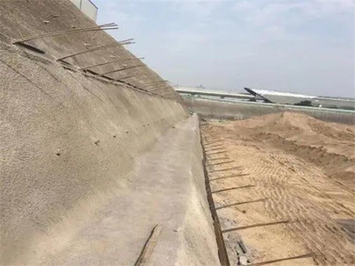 蒲城河道边坡加固